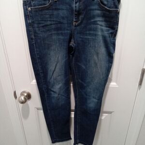 Lucky Brand Brooke Cropped Sz8 Stone Wash Straight Jeans Frayed Hem & 25" Inseam